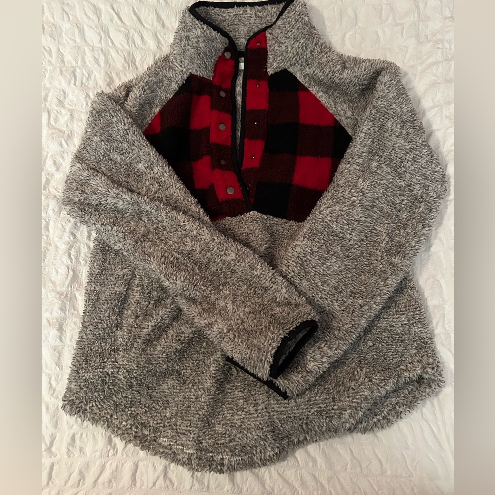 Maurices Gray Sherpa Pullover XS Red Plaid Button Neck Cozy